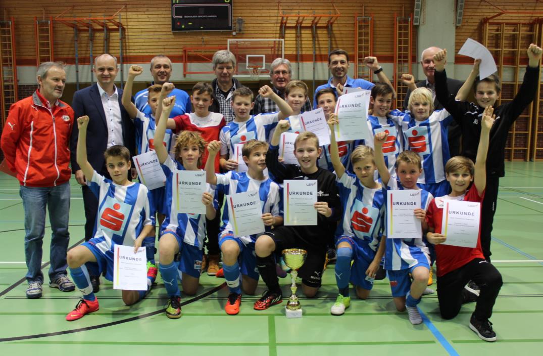 FUTSAL HALLENCUP 17. Dezember 2014 in Eisenstadt Mag. Jakob Knöbl Landesreferent Futsal Hallencup Am 17.