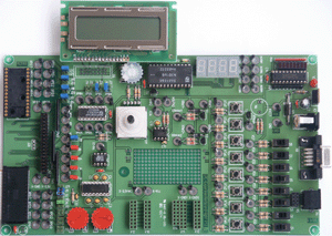 Helfer im FTKL-Unterricht (Stand 2004) Moderne 8051 Systeme: Analog Device ADUC831/841 www.analog.