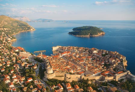 Route TD Inselhüpfen mit dem Fahrrad Mittel- & Süd-Dalmatien mit Dubrovnik 1 Woche ab Trogir Trogir Maslinica Supetar Stomorska Pučišća Schiffs-Routen Fahrrad-Etappen 1 Woche ab 530 Dubrovnik Stari