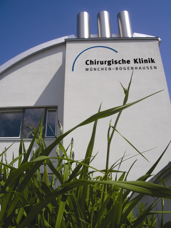 Einleitung Abbildung: Die Chirurgische Klinik Bogenhausen ist nach Abschluss der Umbau- und Renovierungsarbeiten eine der modernsten Fachkliniken und bietet heute bestmögliche Bedingungen für