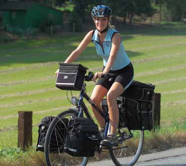 Mobile Sicherheit Fahrradhelme/-taschen ABUS Helme & Taschen Kopfschutz mit Köpfchen Fahrradhelme können Leben retten! Im Jahr 2004 verunglückten in Deutschland ca. 73.