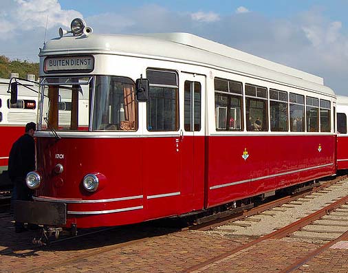Beispiel Elektrotriebwagen Als Baureihe ET 195 bezeichnete die Deutsche Bundesbahn ihre