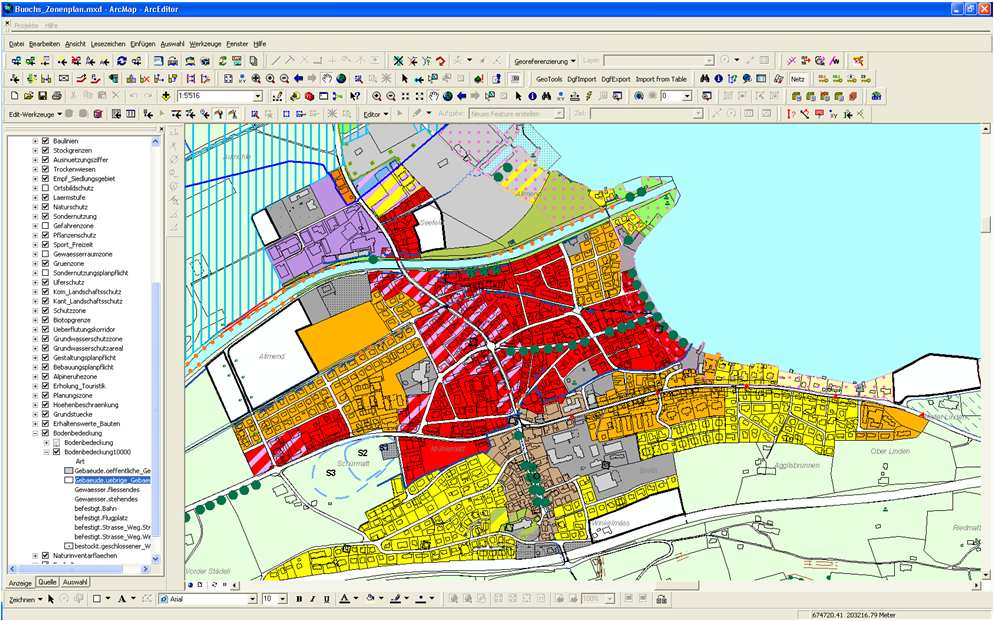 2.1 Informationen über LIS Nidwalden AG Beispiel Zonenplan Geodaten der Gemeinde Baulinien Lokale Kulturobjekte Lokale Naturobjekte Grundnutzungszonen Lärmempfindlichkeitsstufen Quartierplanpflicht