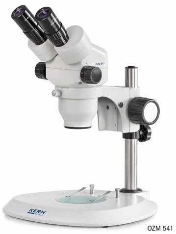 Stereo-Zoom-Mikroskop FSa OZM-5 Das Hochwertige für routinierte Anwender Merkmale: Die OZM-5-Modelle sind sehr robuste und einfach zu bedienende Stereomikroskope mit beidseitig bedienbarer