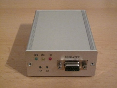 HAMServerPi RadioBox mit eingebautem VHF- oder UHF-Transceiver radiobox.jpg (108.48 KiB) 71-mal betrachtet Die HAMServerPi RepeaterBox ist kompatibel zur WX-Steuerung repeaterbox.jpg (109.