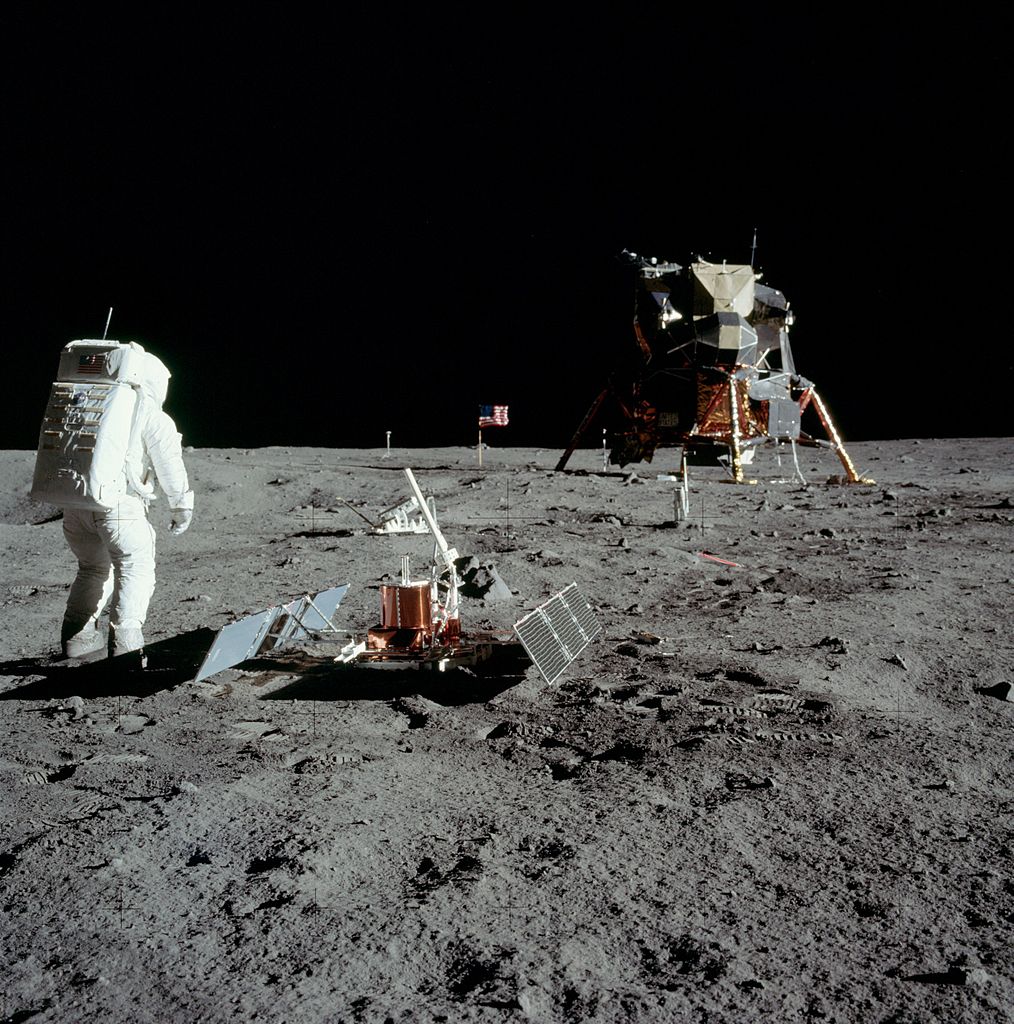 Beispiel: Apollo 11 (1969) I www.bernd-leitenberger.de/computer-raumfahrt1.shtml I www.hq.nasa.