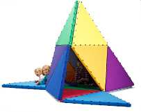 Tukluk - Das besondere Material zum Bauen, Turnen, Träumen, zum Entdecken und Verstecken Tukluk ist ein Möbel, ein Spielzeug und ein Dreieck.