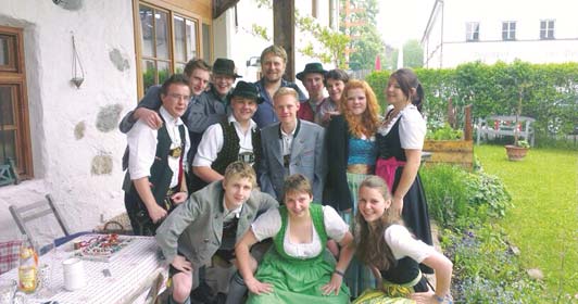 Juni 2014 Rohrdorf-Samerberg ZEITUNG Seite 11 Zum zweiten Mal war die Jugendkapelle wieder auf Kultur- und Probentage. Dieses Jahr waren wir in Eichstätt, der Geburtsstadt unseres Dirigenten.