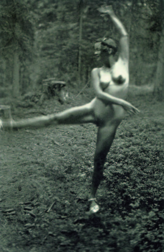 E. L. Kirchner Tänzerin im Wald um 1929