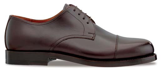 001-1 Wien schwarz Calf rahmengenäht Lederdoppelsohle derby / blucher. Dieser Schuhklassiker aus der Zeit des beginnenden 19. Jahr - hunderts wurde entwickelt für einen Grafen von Derby.