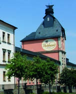 RS die Referenzen Quality first Bereits 1872 wurde die Radeberger Exportbierbrauerei, die das Bierbrauen nach Pilsener Brauart in Deutschland etablierte, in der Nähe von Dresden gegründet.