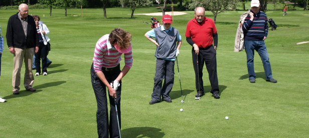 seite sechzehn // fore 1-2010 golf, ein Familiensport Spaß im bestreben um neumitglieder dürfen wir nicht nachlassen. am 16.