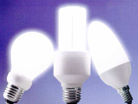 Energiesparende Leuchtmittel Energiesparende Kompaktlampen 120 W 23 W 100 W 20