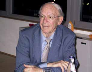 EHRENAMT Rudi Arnold wurde 85 LETZTE MELDUNG! Rudi Arnold, der ehemalige Hauptgeschäftsführer des Badischen Sportbundes konnte am 19. März in Buchen seinen 85. Geburtstag feiern.