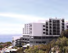 IHR HOTEL Hotel Baia Azul, Funchal Hotelkategorie: 4**** Das beliebte Ferienhotel befindet sich im touristischen Zentrum von Funchal und ist oberhalb des Lido gelegen.