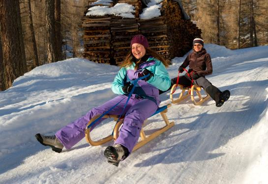 Ein Voucher für alle Fälle: Winterlust in der alpinen Perle Mallnitz Mit seinen fantastischen Tiefschneehängen ist das Skigebiet Ankogel/Mallnitz ein Klassiker und Geheimtipp für sportliche
