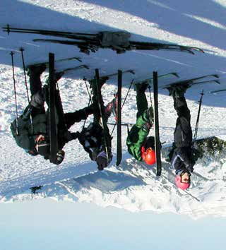 SCHNEESPORT SCHNEESPORT In einem Sportverband wie dem Badischen Turner-Bund, in dem Vielseitigkeit und der Sport für alle groß geschrieben wird, ist Schneesport mit Ski & Board als Freizeit- und