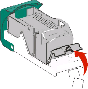 2 Lösen Sie die Verriegelung der Heftklammerkassette und ziehen Sie die Heftklammerkassette aus dem Drucker heraus.