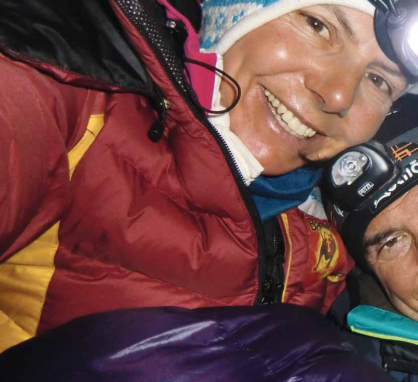 Fotos: Ralf Dujmovits, Archiv Dujmovits, Mascha Glatzeder Powerfrau und emanzipierter Mann im Glück: im Hochlager am Everest, bei der Hochzeit 2007 und eigentlich immer, wenn sie gemeinsam unterwegs