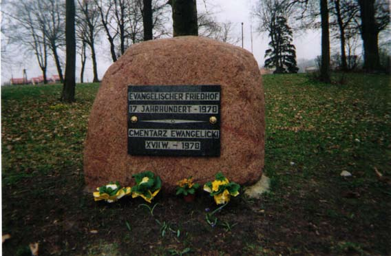Riesenburg, Kreis Marienwerder 82-550 Prabuty, Powiat Kwidzyński Friedhof Jahr der Errichtung: 21.