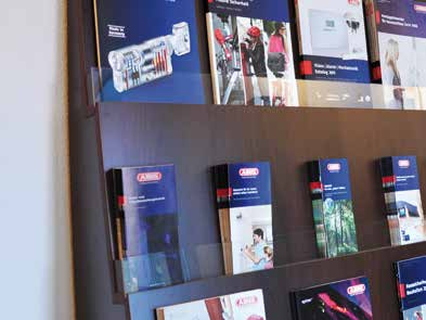 Broschüren ABUS Broschüren Kompaktes Wissen über Sicherheit Zu jedem unserer Unternehmensbereiche bieten wir Ihnen Broschüren zu verschiedenen Themen an.