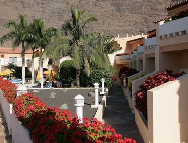 Hotels Jardín del Conde Der Apartmentkomplex Jardín del Conde befindet sich in einem schönen und ruhigen Wohnviertel von Valle Gran Rey auf der Insel La Gomera.