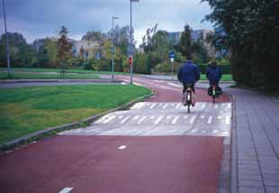 Beispiele realisierter Radschnellwege aus den Niederlanden Hauptstadtregion Kopenhagen (Dänemark) sollten die von ihnen zurück gelegten Strecken bewerten und Problembereiche identifizieren.