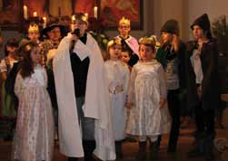 14 V Rückblick Mit der Kinderchorkantate Die guten Hirten von Bethlehem haben die Kinder des Chorklangs Diepersdorf die Weihnachtchichte am 4. Advent in der St. Leonhardskirche verkündet.