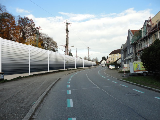 13 Im Bereich der Offenburger Kurve (Zähringerstraße) könnte eine Lärmschutzwand auf der Südseite der Rheintalbahn im Rahmen der Lärmsanierung finanziert werden.