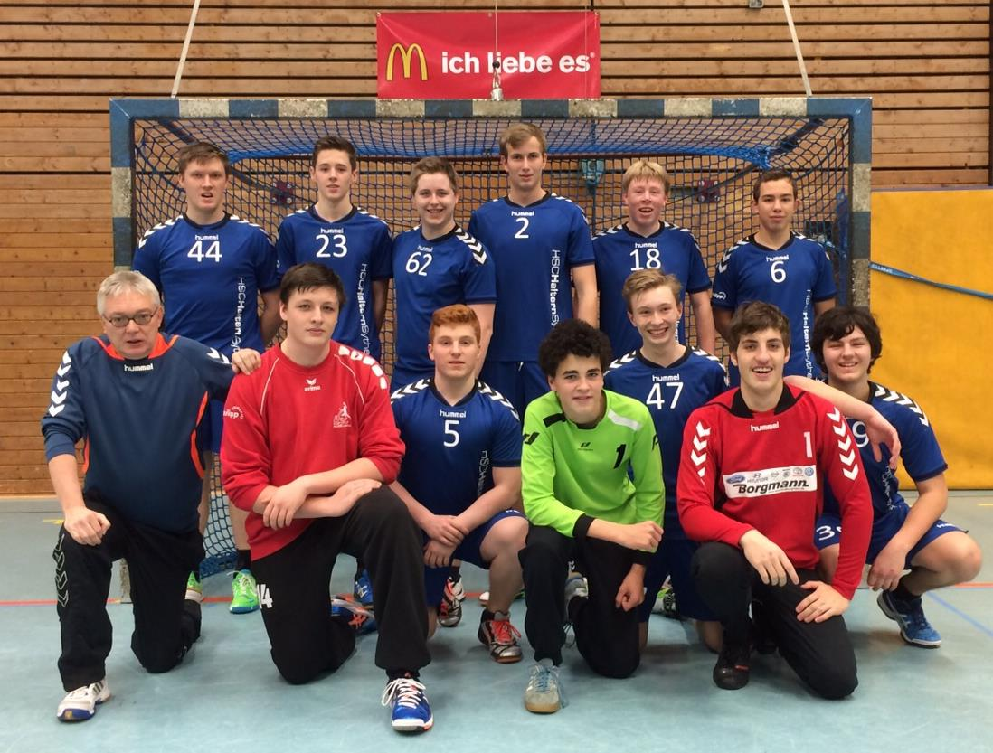 Förderverein stiftet neue Trikots Männliche A2-Jugend Hinten von links: Hagen Brockmann, Jan Beilfuß, Hendrik Trost, Jan Kowatsch, Daniel Uphues, Hendrik Schmitz-Linneweber Unten von