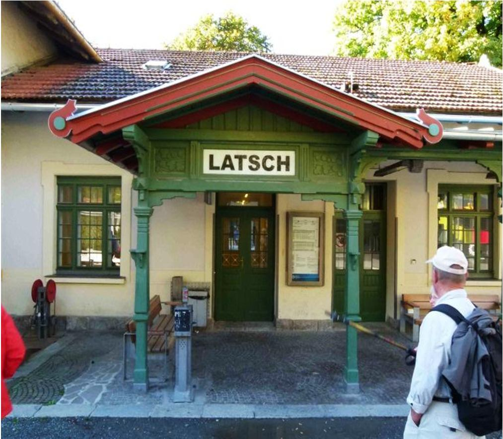 Öffentlicher Nahverkehr in Südtirol Unter der landeseigenen Organisationstruktur wurde vielfach Neuland betreten. U. a.