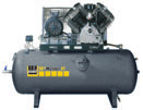 UniMaster STV 620-10-270 - Stationärer Kolbenkompressor mit 2 Zylindern und zweistufiger Verdichtung. Platzsparend durch stehenden Behälter.