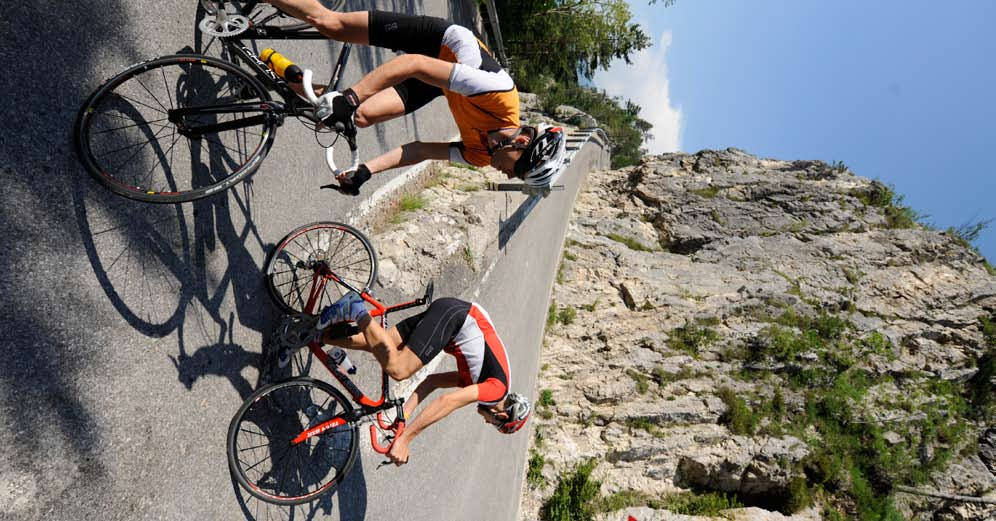 Text und Fotos Ralf Glaser Vulla cor sequating ex ea faciduiscip exero do con et ullam zzrit ad Früher oder später tragen sie hier beim Giro d Italia ein Bergzeitfahren aus!