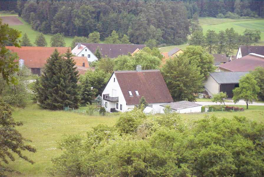 Oberransbach ist ein kleines idyllisches Dorf mit ca. 12 Familien!