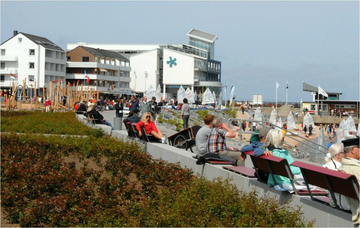 Meilensteine der Inselentwicklung Neue Erlebnispromenade seit Mai 2015. Neue MS Helgoland seit Dez 2015, mit dem 100.000 Fahrgast in 9/16.