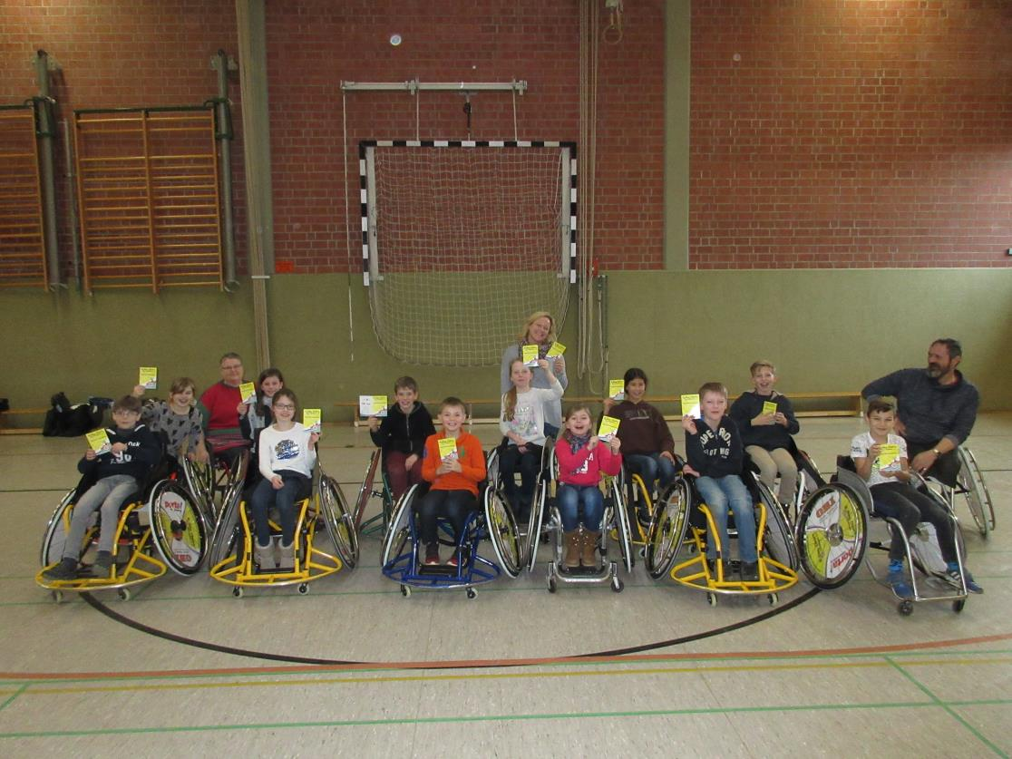 Der letzte Tag der Rollstuhl AG in der Grundschule Isernhagen NB Am 24.01.2017 ging die Rollstuhl AG in der Grundschule I- sernhagen NB zu ende.