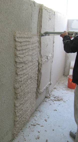 Hochleistungsisolationsmaterialien für schützenswerte Gebäude Spritzputz auf Basis Aerogel und Kalk Wärmeleitfähigkeit < 30