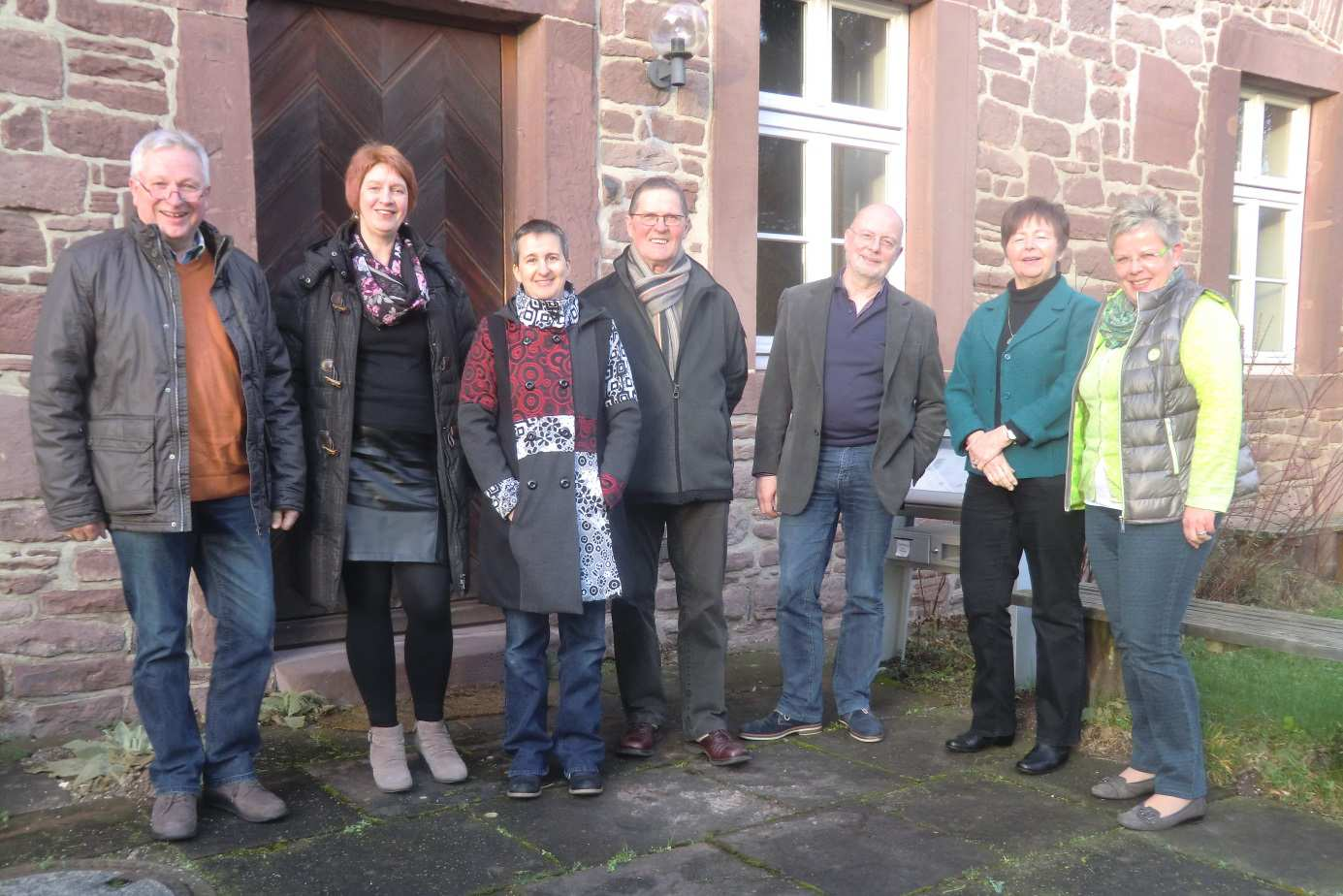 Visitation im Kirchenkreis und in der Luthergemeinde Berichte überall strecken sich viele Kinderhände nach uns aus oder sehen uns fassungslose Augen aus Kaffee- oder Bananenhainen nach.