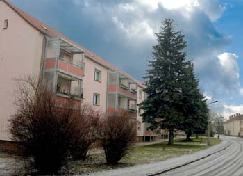 Wohnungen für junge Familien 55 Jahre WBG Trebsen Jubiläum Bald darf gefeiert werden! Im März begeht die Wohnungsbau-Genossenschaft Trebsen eg im Landkreis Leipzig ihr 55-jähriges Bestehen.