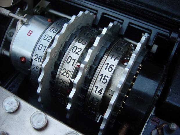 Chiffriermaschinen 1795: Thomas Jefferson entwickelte das "wheel cypher", eine der ersten Kryptographie-Maschinen.