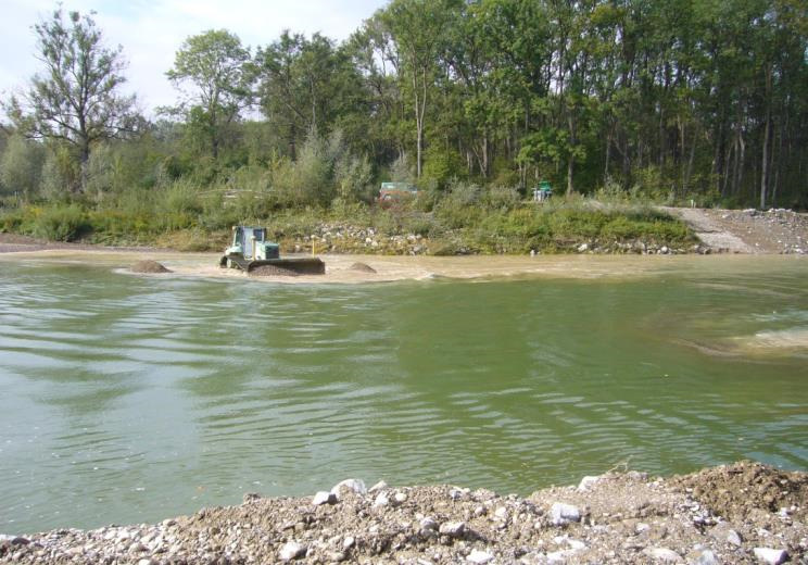Wasserwirtschaftlich-ökologische Entwicklung der Iller Fkm 14+600 bis 13+600 Sohlanhöhung Sohlanhebung um etwa 1,0 m von Fkm 14,4 13,6 (Bezugshöhe von 1999, max.