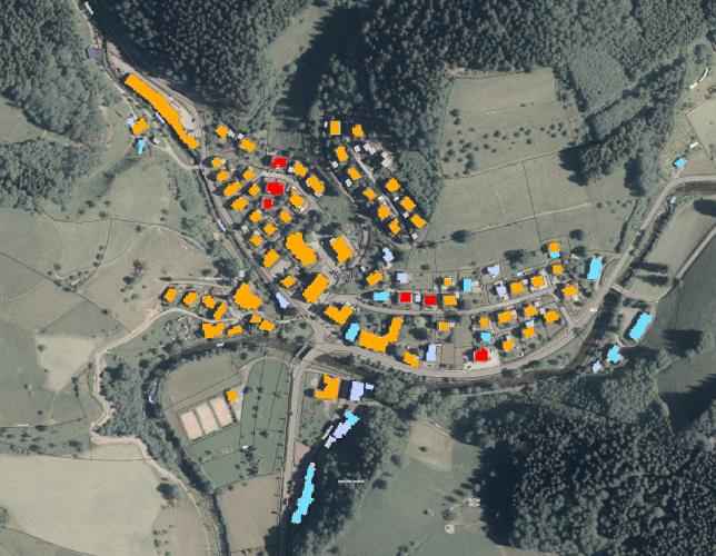 Solarpotenzial 4.400 m 2 geeignete Dachfläche vorhanden mittels Photovoltaik 440.000 kwh/a Strom möglich mittels Solarthermie 1.300.