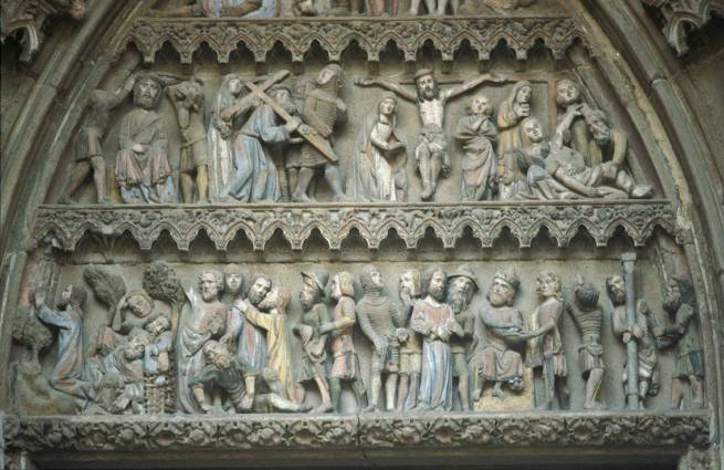 Die Skulptur an mittelalterlichen Kirchen war sehr häufig stark farbig.