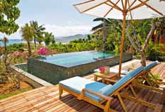 sich im 4-Sterne-Plus-Hotel & Golf Resort St. George an der Südwestküste Zyperns um seine Gäste.