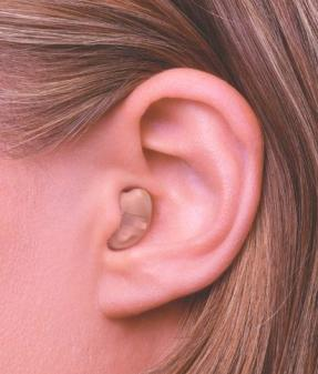6. Welchen Einfluss hat das Tragen eines Hörgerätes Ihrer Meinung nach auf einen hörgeschädigten Menschen?