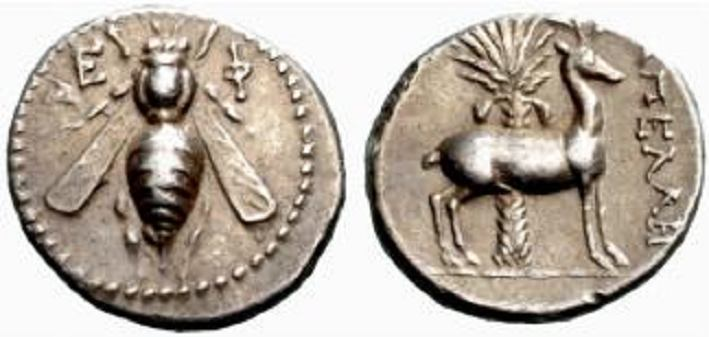 Lot number: 73 Price realized: 350 CHF IONIEN EPHESOS No.: 73 Rufpreis-Opening bid: CHF 300 d=14 mm AR-Drachme. 3,38 g. 550-500. Av: Biene von oben gesehen. Rv: Unregelmäßiges gevierteltes Incusum.