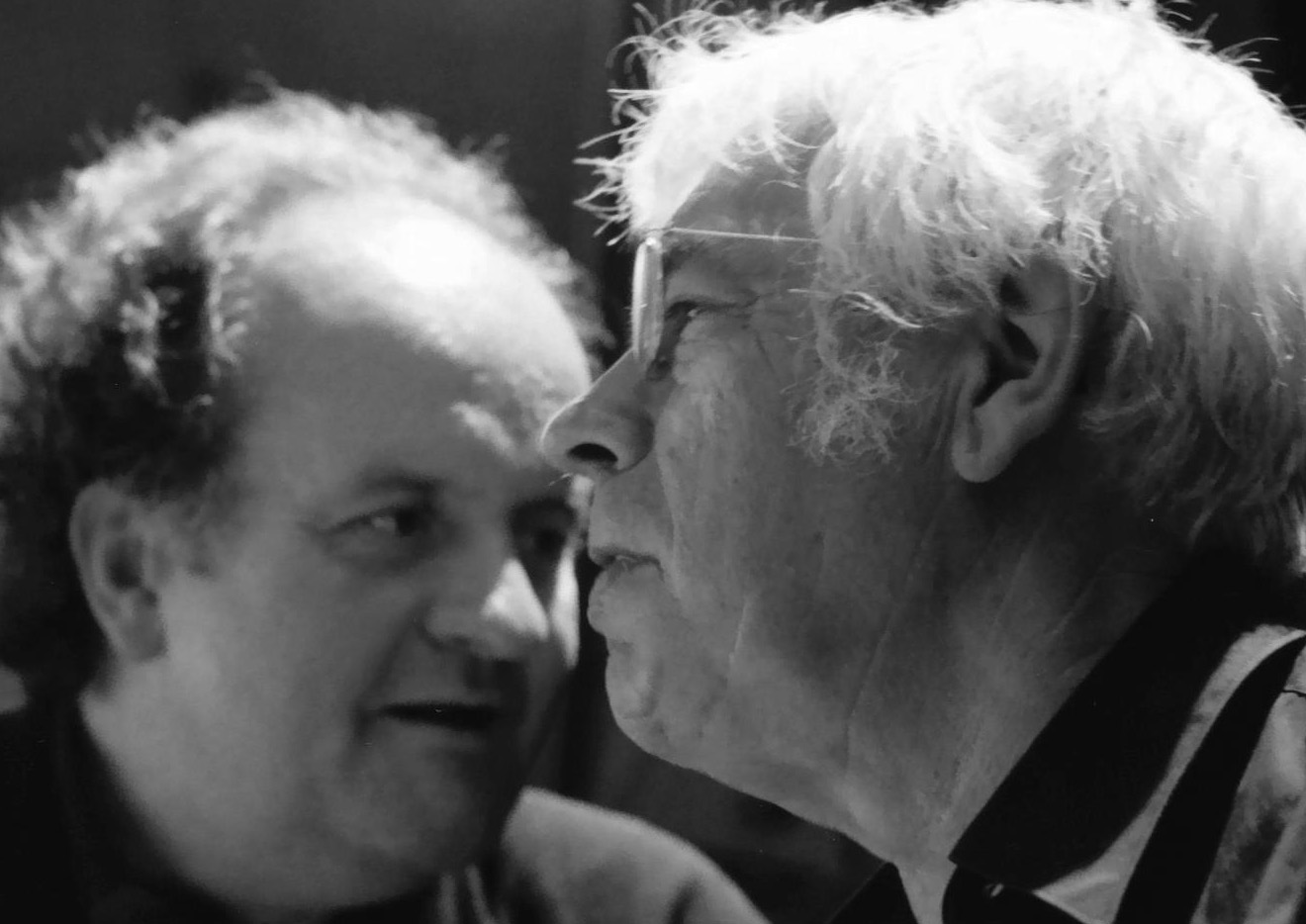 Wolfgang Rihm und Helmuth Rilling bei den Proben zu DEUS PASSUS während des Europäischen Musikfestes Stuttgart 2000 (Foto Bachakademie / Sabine Braun).