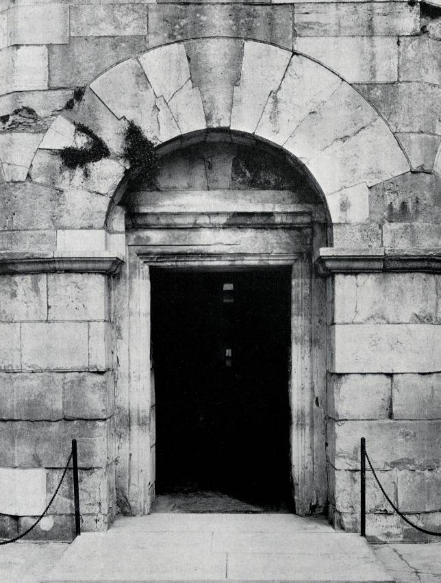 Ravenna, Mausoleum des