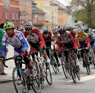 Die Flachgauer Radsporttage sind neben dem Kriterium in Bischofshofen die einzige nennenswerte Veranstaltung im Land. Sbg., Franz Kinz, 5201 Seekirchen am Wallersee, Ernst-Lodron-Straße 7A (Tel.