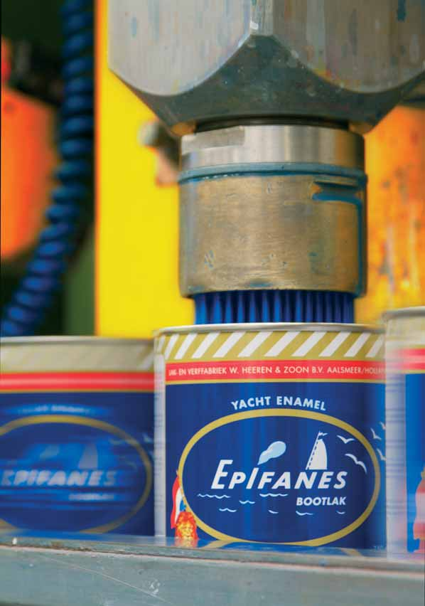 Produktbeschreibungen Epifanes Bootslack klar (-K) Ein klarer, hochglänzender Einkomponenten-Lack auf Holzöl/Phenol/ Alkydharzbasis mit sehr großer Wetterfestigkeit und schönem Verlauf.